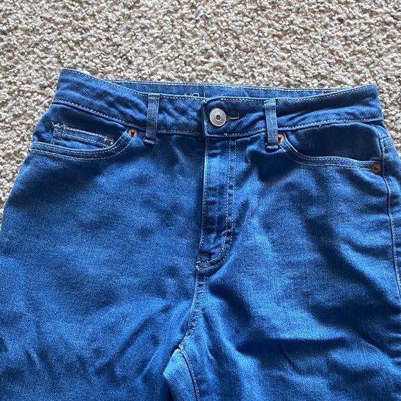 No Boundaries Women's Blue Jeans (NWOT) - Picture 5 of 9